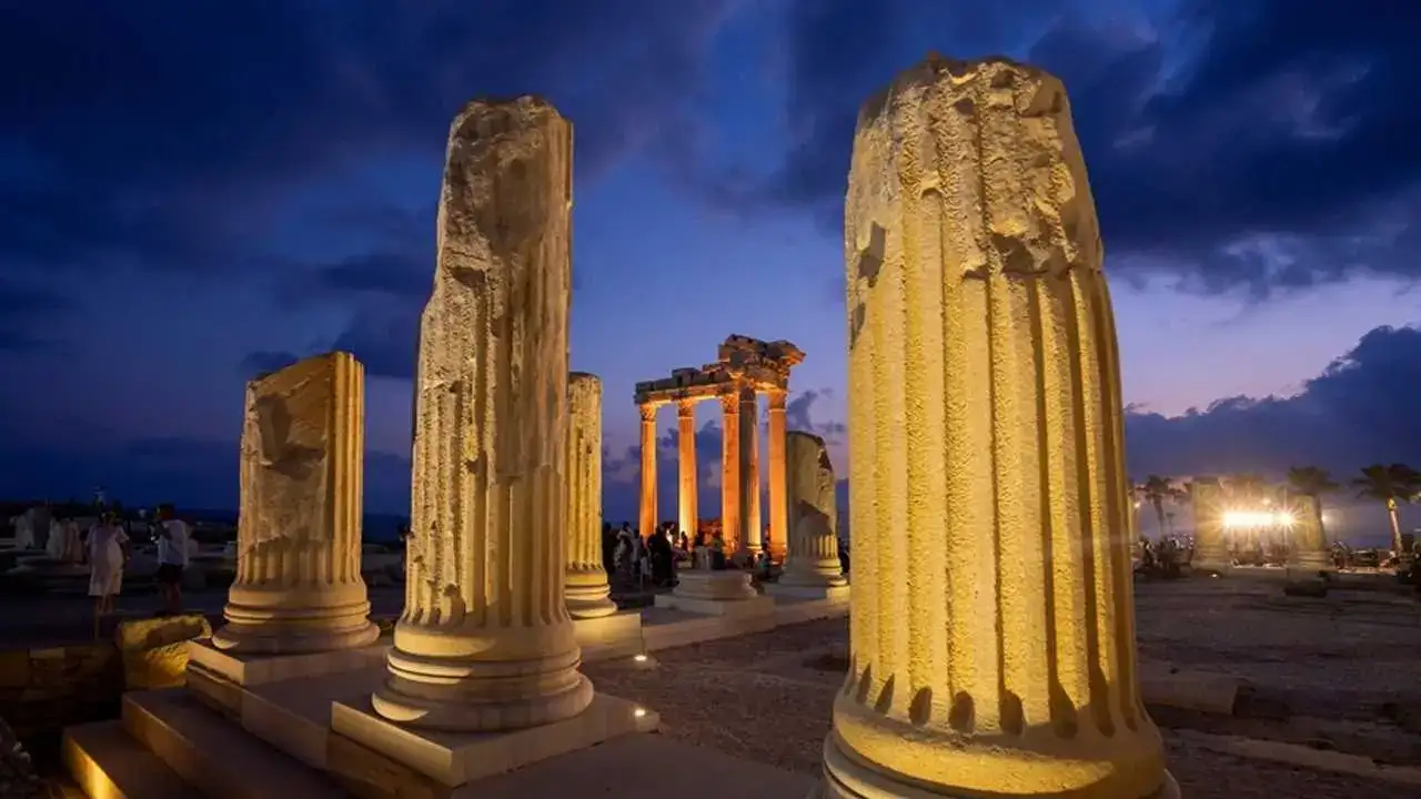 Antalya’da 2025 Kazıları İnsanlık Tarihinin En Eski İzlerine Sahne Oldu! 3